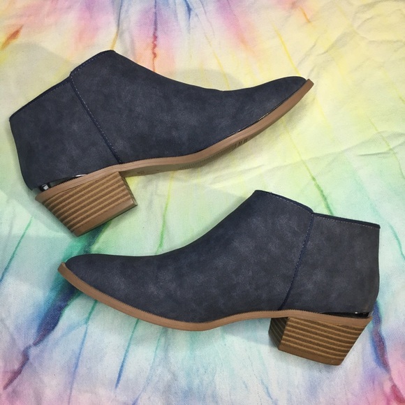 Simply Vera Ankle Booties - Picture 1 of 8